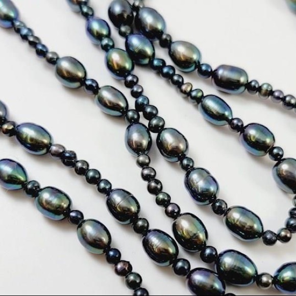 Peacock Genuine Pearls 62” - Picture 4 of 4